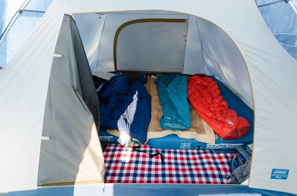 寝心地は最重要！キャンプ用マットの5つの選択肢＆選び方 | 親子キャンプ.com